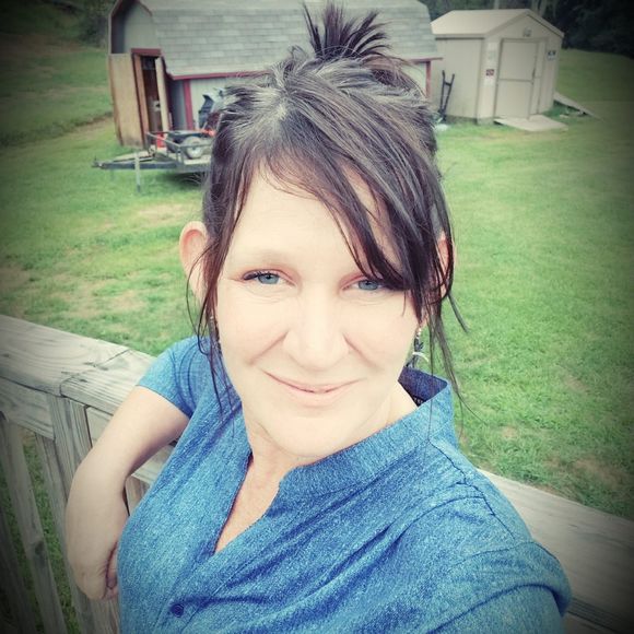 Meet your Posher, Robin - Picture 1 of 1